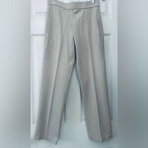 Women’s Cream Straight Leg Pants by Jones & Company